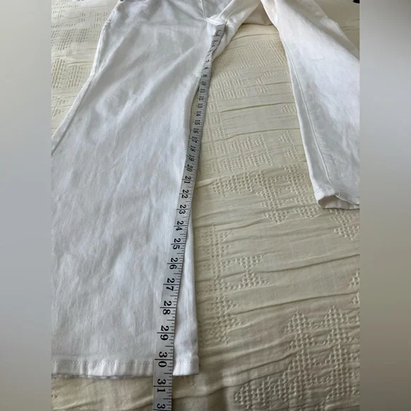 ELIZABETH & JAMES White High Rise Flare Leg Jeans Size 14 - Picture 10 of 12